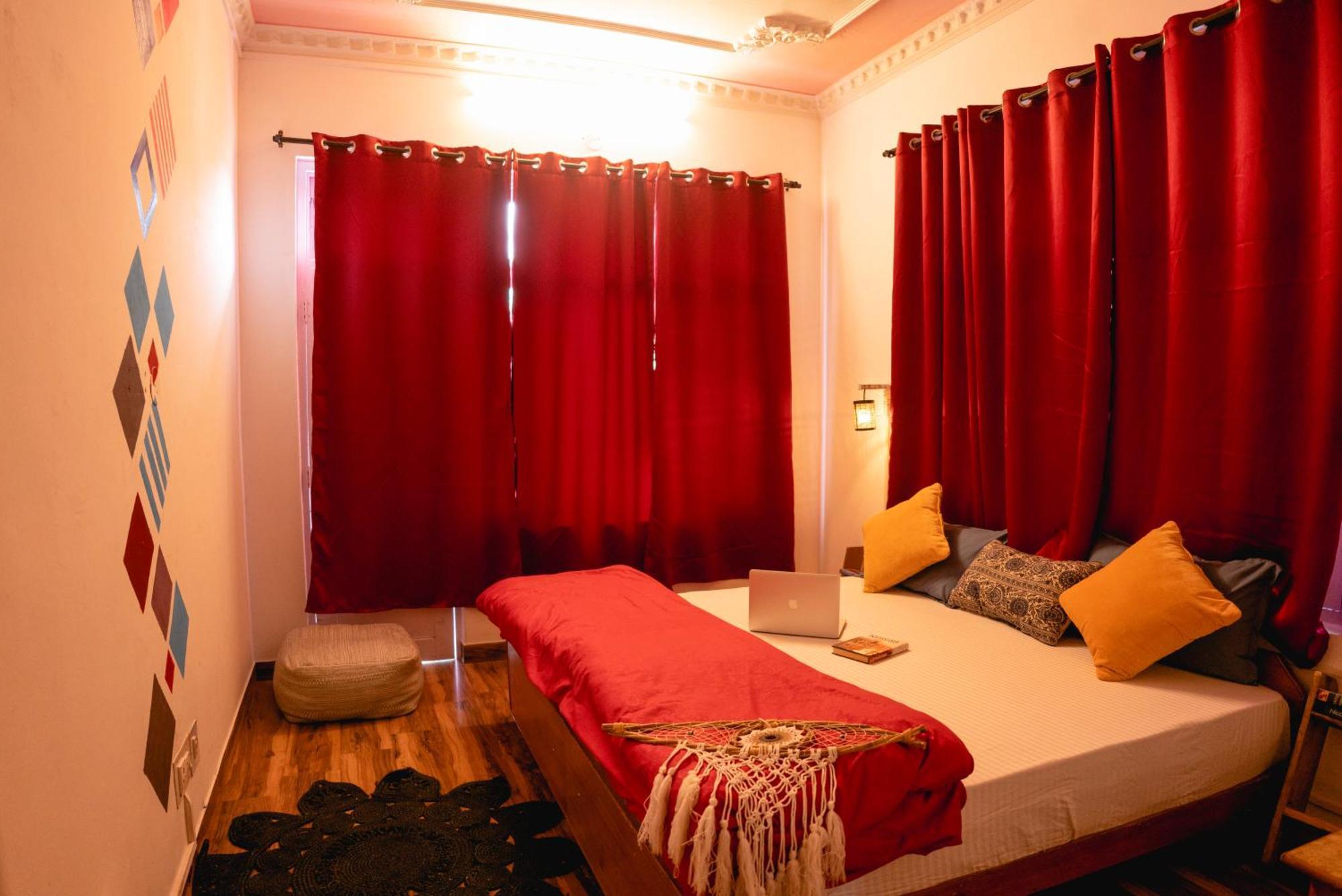 Mitra Mcleodganj Hostel McLeod Ganj Exterior photo